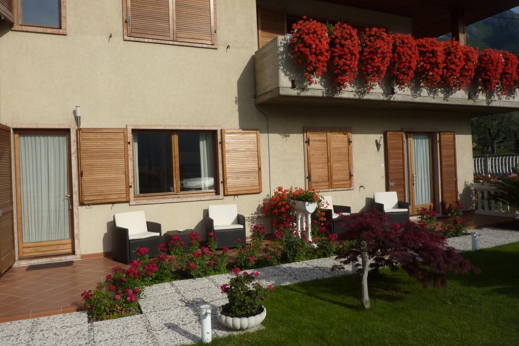 Villa Fiori مالتشيزينيه المظهر الخارجي الصورة