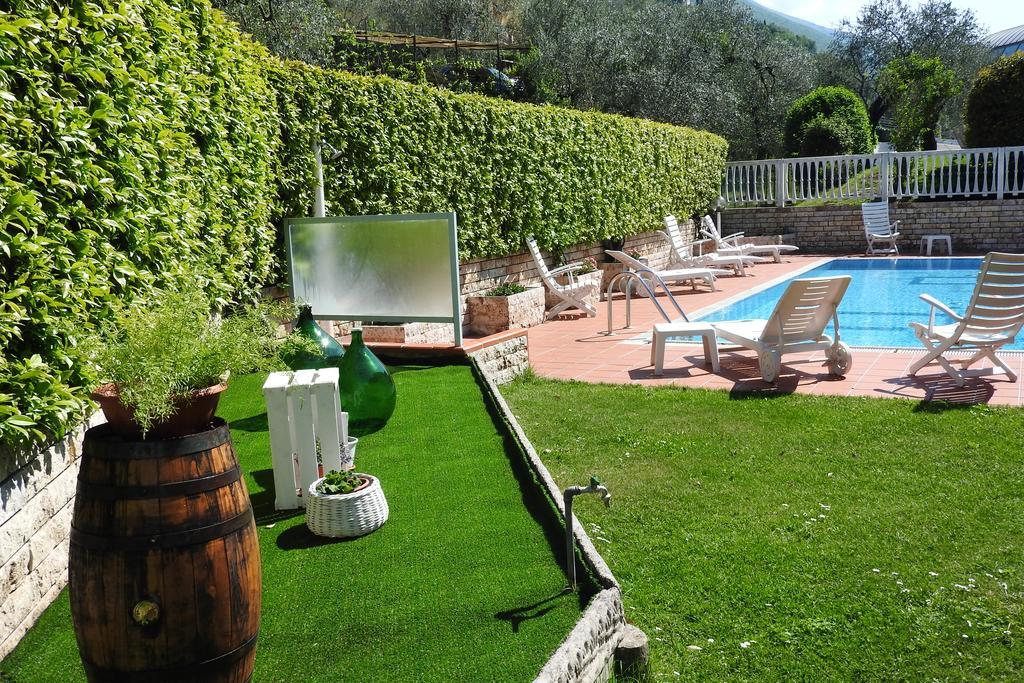 Villa Fiori مالتشيزينيه المظهر الخارجي الصورة