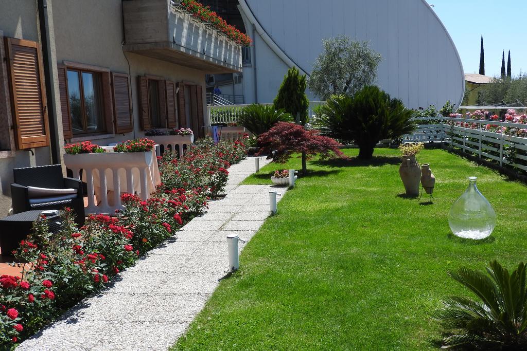 Villa Fiori مالتشيزينيه المظهر الخارجي الصورة